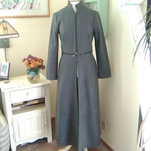 Elegant Gray Women's Coat